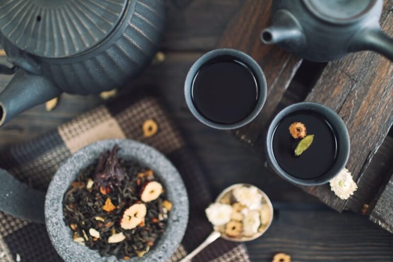 Soothe Your Sore Throat: 5 Effective Home Remedies for Laryngitis